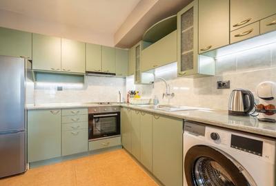 Apartament cu 3 camere decomandat în Colentina