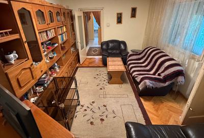 Apartament cu 3 camere semidecomandat în Brazda lui Novac - 7