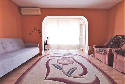 Apartament cu 2 camere semidecomandat, mobilat în Aradului