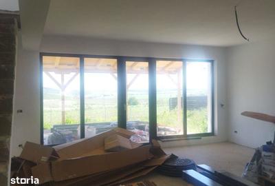 Casă cu 4 camere cu Teren 500 Mp în Miroslava - 5