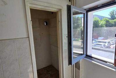Apartament cu 2 camere decomandat în Podu Roș - 2