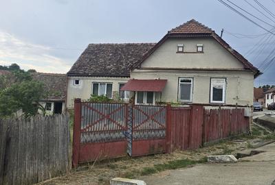 Casă cu 4 camere în Soroștin