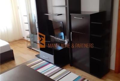 Apartament cu 4 camere decomandat, mobilat în Unirii Sud - 1
