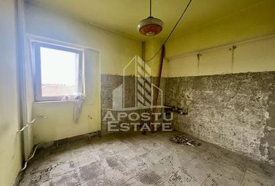 Apartament cu 4 camere decomandat în Simion Bărnuțiu - 4