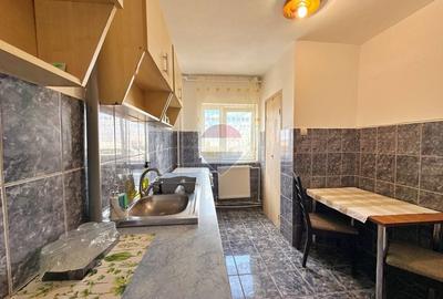 Apartament cu 2 camere decomandat, mobilat în UTA - 4
