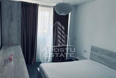 Apartament cu 3 camere decomandat, mobilat în Torontalului
