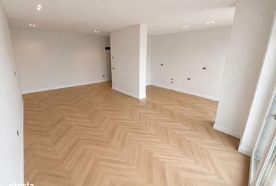 Apartament cu 3 camere în Central - 2