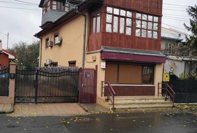 Casă cu 3 camere în Central - 7