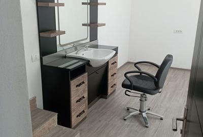 Casă cu 4 camere în Central - 1