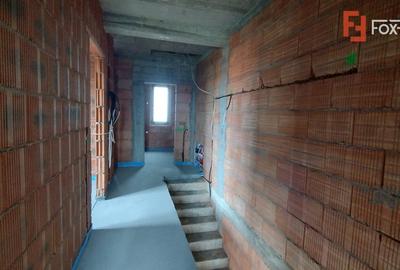 Duplex cu 4 camere cu Canalizare în Săcălaz - 8