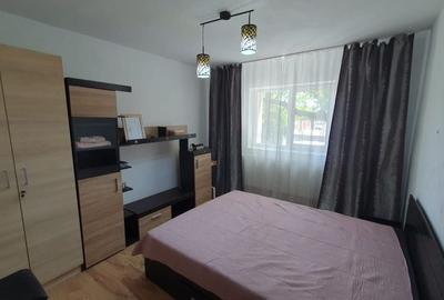 Garsonieră decomandată în Plopu