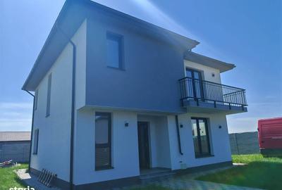 Casă cu 4 camere în Central - 4