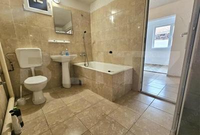 Casă cu 5 camere cu Teren 207 Mp în Nord - 3