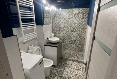 Garsonieră decomandată în Rovine