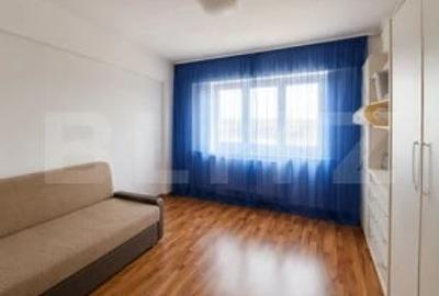 Apartament cu 4 camere decomandat în Central