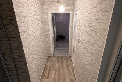 Apartament cu 3 camere semidecomandat în Vest - 2