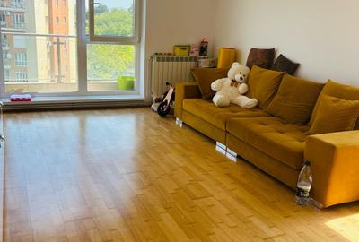 Apartament cu 3 camere decomandat în Tătărași