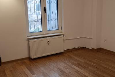 Apartament cu 3 camere decomandat în Nerva Traian - 1