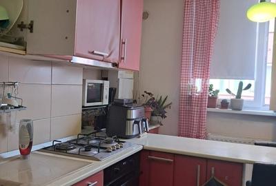 Apartament cu 3 camere decomandat în Central - 4