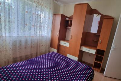 Apartament cu 2 camere decomandat în Ostroveni