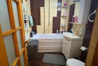 Apartament cu 3 camere decomandat, mobilat în Frumoasa - 12