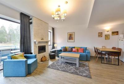 Apartament cu 3 camere decomandat, mobilat în Poiana Brașov