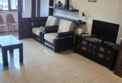 Apartament cu 2 camere decomandat, mobilat în Central