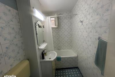 Apartament cu 3 camere decomandat în Dărmănești
