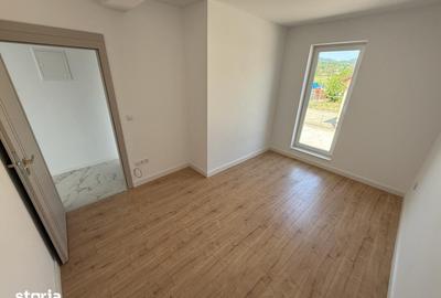 Apartament cu 3 camere în Valea Borcutului