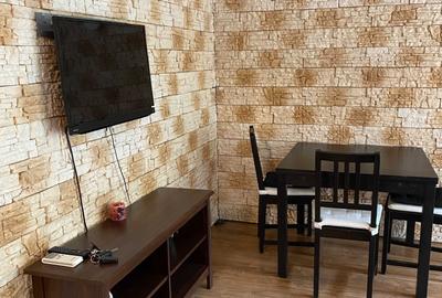 Apartament cu 3 camere decomandat în Dacia