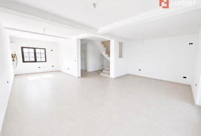 Duplex cu 5 camere cu Canalizare în Moșnița Nouă - 2