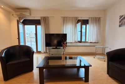 Apartament cu 2 camere decomandat, mobilat în Polonă - 2