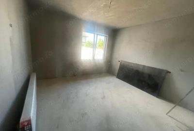 Casă cu Teren 500 Mp în Central - 5