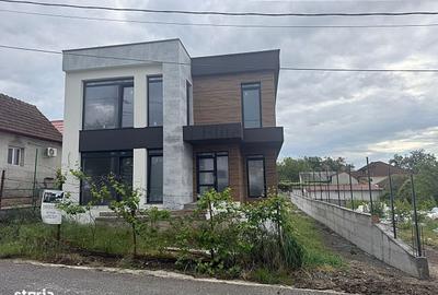 Casă cu 4 camere în Spitalul Județean - 1