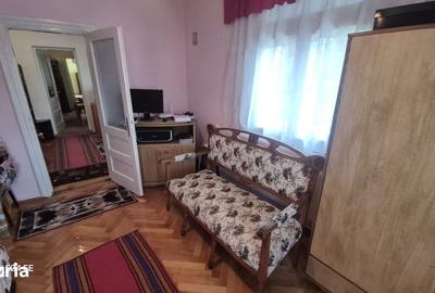 Casă cu 4 camere cu Teren 679 Mp în Central - 14