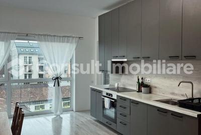 Apartament cu 3 camere semidecomandat în Central