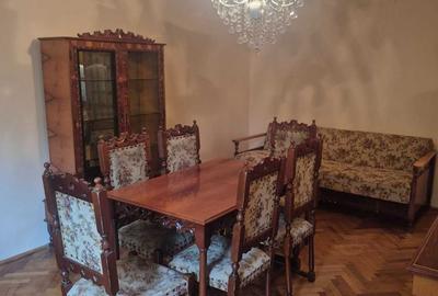 Apartament cu 3 camere decomandat în Micălaca