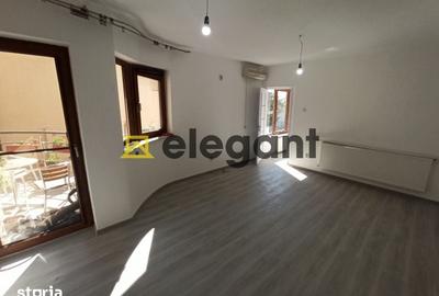 Apartament cu 5 camere în Craiovița Nouă