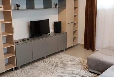 Garsonieră decomandată în Baza 3
