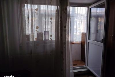 Apartament cu 3 camere decomandat în Lăpuș