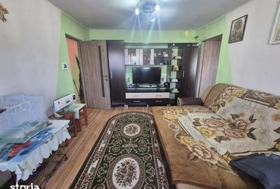 Apartament cu 3 camere semidecomandat în Central - 3