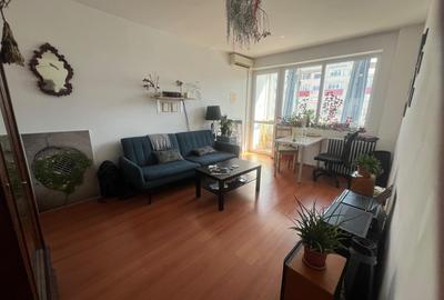 Apartament cu 2 camere semidecomandat în Dorobanți