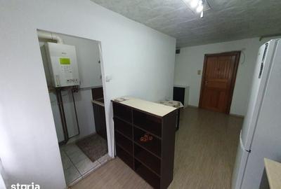 Apartament cu 2 camere decomandat în Steaua