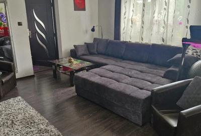 Casă cu Teren 740 Mp în Central - 2