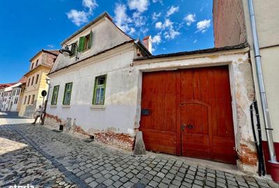 Casă cu 3 camere în Central