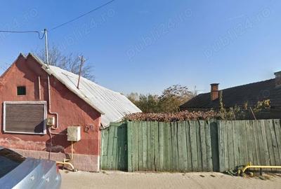 Casă cu 3 camere cu Teren 558 Mp în Simeria - 1