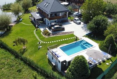 Casă cu 4 camere cu Teren 2450 Mp în Central