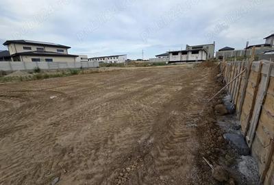 Teren de 425 mp, în Central - 3