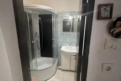 Garsonieră decomandată în Colentina