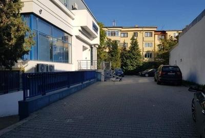 Spațiu comercial, de 750 mp, în Ultracentral - 8